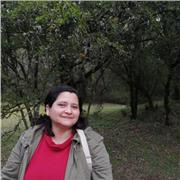 Educadora diferencial,especialista en las áreas humanistas, principalmente historia y lenguaje,ofrece clases para estudiantes de todos los niveles